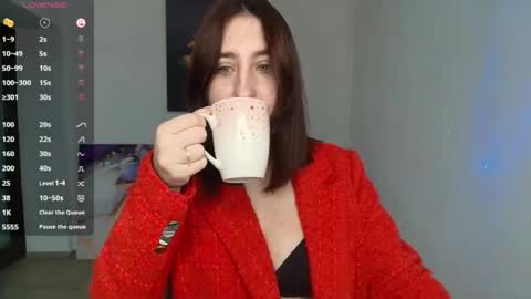 elmirapowers online show from January 8, 2025, 12:47 pm