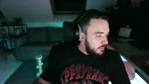 Snapshot of elmo__91 chatting on November 4, 2025, 9:03 pm Elmo online show from November 4, 2025, 9:03 pm