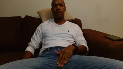 Snapshot of elmorenazogt chatting on March 2, 2025, 10:14 am My name is Elmore. Please say hello I like to chat with you. If you have requests or dirty talk please use tip online show from March 2, 2025, 10:14 am