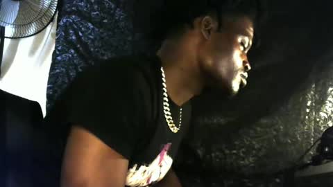 Snapshot of elniga21 chatting on December 23, 2024, 4:22 am EL NIIGGGAA  21                                                                  EL NIGGA  21 online show from December 23, 2024, 4:22 am