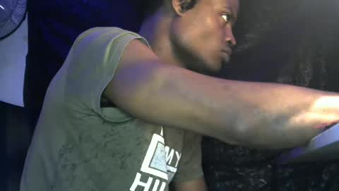 Snapshot of elniga21 chatting on January 1, 2025, 3:03 pm EL NIIGGGAA  21                                                                  EL NIGGA  21 online show from January 1, 2025, 3:03 pm