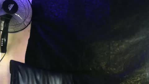 Snapshot of elniga21 chatting on January 16, 2025, 12:12 am EL NIIGGGAA  21                                                                  EL NIGGA  21 online show from January 16, 2025, 12:12 am