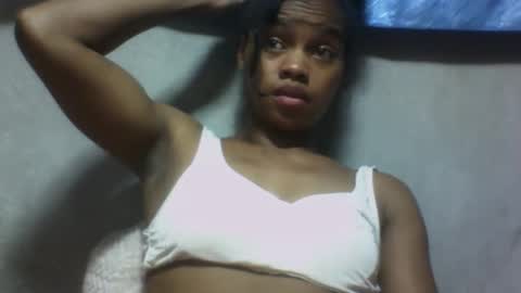 elodie228680 online show from May 29, 2026, 7:39 am
