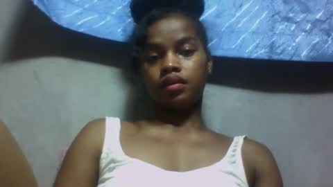 elodie228680 online show from May 31, 2026, 3:58 am