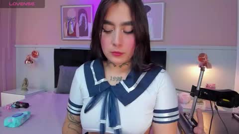 Elodie  online show from September 24, 2025, 12:30 pm