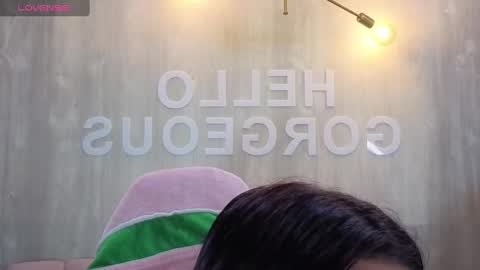 Snapshot of elody_a chatting on October 29, 2025, 3:09 am Elody online show from October 29, 2025, 3:09 am