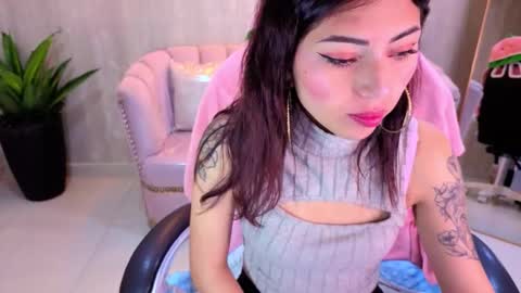 Snapshot of elody_a chatting on November 30, 2025, 3:10 am Elody online show from November 30, 2025, 3:10 am