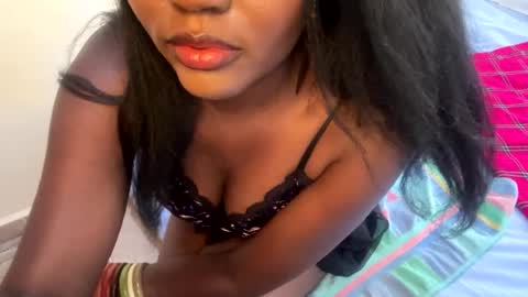 elodylux online show from August 6, 2026, 2:41 pm