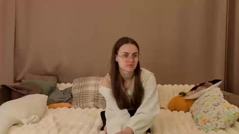 Snapshot of eloisaranft chatting on March 14, 2026, 8:09 am Eliza online show from March 14, 2026, 8:09 am