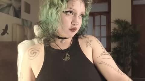 Snapshot of eloisee_ chatting on February 18, 2026, 8:38 pm Eloise . online show from February 18, 2026, 8:38 pm