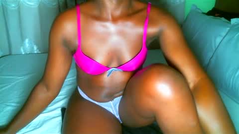 Snapshot of elphaba01 chatting on March 5, 2025, 7:05 am Elphaba online show from March 5, 2025, 7:05 am