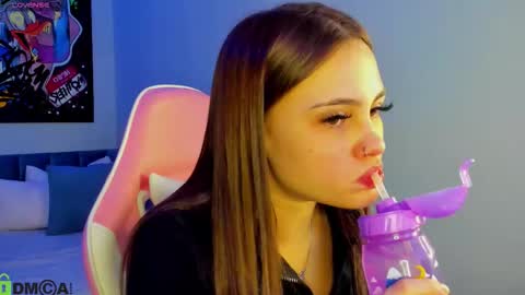 Snapshot of elsa_carterr chatting on November 27, 2025, 11:34 am elsa_carterr online show from November 27, 2025, 11:34 am