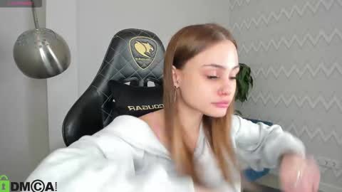 Snapshot of elsa_carterr chatting on December 2, 2025, 9:36 am elsa_carterr online show from December 2, 2025, 9:36 am