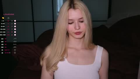 Snapshot of elsafawn chatting on October 28, 2025, 10:52 am elsa online show from October 28, 2025, 10:52 am