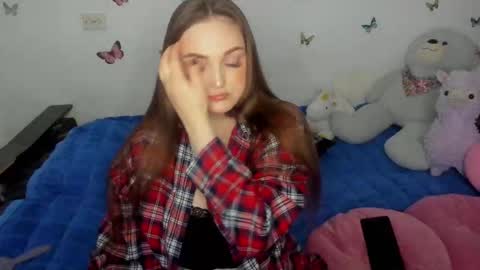 Snapshot of elsamails chatting on January 15, 2026, 6:33 pm Elsa online show from January 15, 2026, 6:33 pm