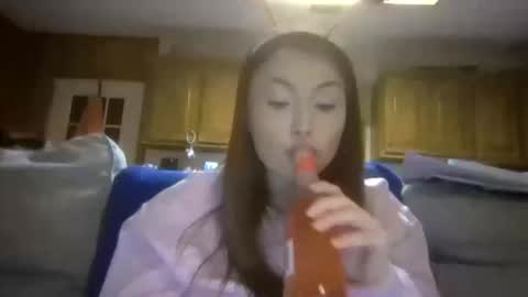 Elsie Rain online show from February 15, 2026, 2:19 am