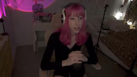 Snapshot of elslove chatting on May 1, 2026, 1:32 am ELS online show from May 1, 2026, 1:32 am