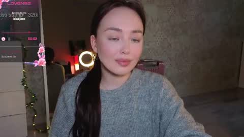 Snapshot of elusive_mia chatting on June 20, 2026, 3:48 pm Mia 3 online show from June 20, 2026, 3:48 pm