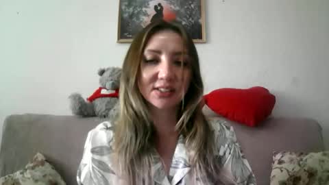 Snapshot of elvinasweet chatting on September 11, 2025, 6:02 am ElvinaSweet online show from September 11, 2025, 6:02 am