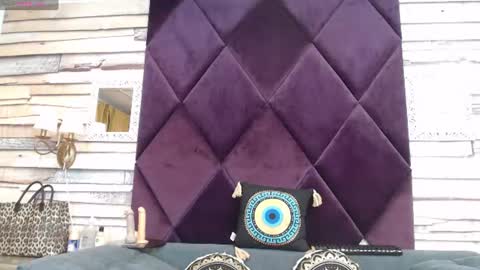 Snapshot of elvirazoi chatting on July 21, 2026, 6:27 am elvirazoi online show from July 21, 2026, 6:27 am
