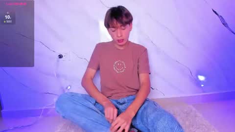  E  L  Y   K  I  N  G   online show from June 10, 2026, 7:02 pm