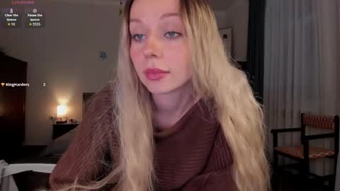 Snapshot of em_emilie chatting on January 9, 2026, 3:37 pm Emilie online show from January 9, 2026, 3:37 pm