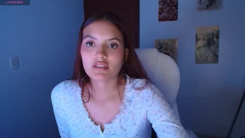 Snapshot of ema__rose chatting on September 13, 2025, 4:34 am Ema online show from September 13, 2025, 4:34 am