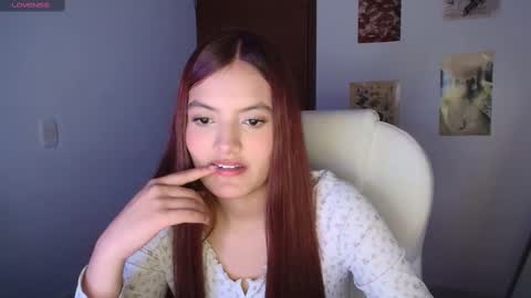 Snapshot of ema__rose chatting on September 14, 2025, 1:49 am Ema online show from September 14, 2025, 1:49 am