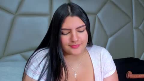 Snapshot of ema_grey1 chatting on December 2, 2025, 6:25 pm ema_grey1 online show from December 2, 2025, 6:25 pm