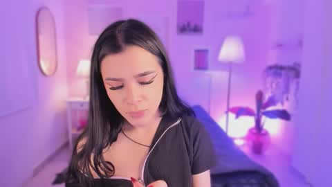 Snapshot of ema_soul chatting on November 8, 2025, 8:29 pm emma soul online show from November 8, 2025, 8:29 pm