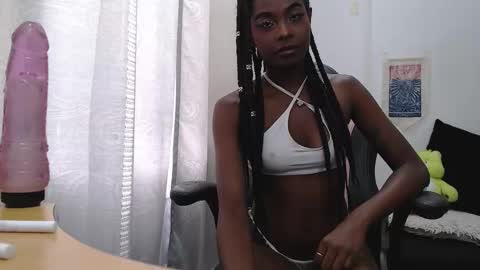 Snapshot of emaa_jones_ chatting on March 12, 2026, 8:04 pm Ema Jones online show from March 12, 2026, 8:04 pm