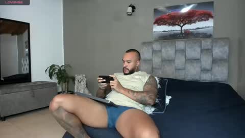 Snapshot of emanuelspencer chatting on February 13, 2025, 12:57 am emanuelspencer online show from February 13, 2025, 12:57 am