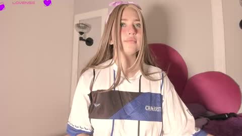 Ana  online show from December 2, 2024, 11:18 pm