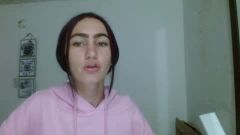 ember57607 online show from February 4, 2025, 1:06 pm