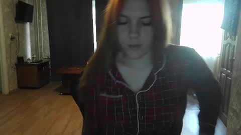 Snapshot of ember__fox chatting on June 30, 2026, 7:20 am ember__fox online show from June 30, 2026, 7:20 am