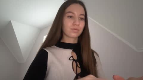 Alina online show from November 28, 2025, 11:57 am