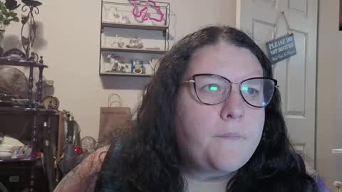 Snapshot of emberlynnix chatting on September 15, 2025, 5:07 am Emberlyn Nix online show from September 15, 2025, 5:07 am