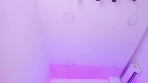 Snapshot of emelie_89 chatting on December 27, 2024, 3:04 pm emelie_89 online show from December 27, 2024, 3:04 pm