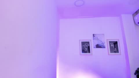 Snapshot of emelie_89 chatting on February 1, 2025, 2:45 pm emelie_89 online show from February 1, 2025, 2:45 pm
