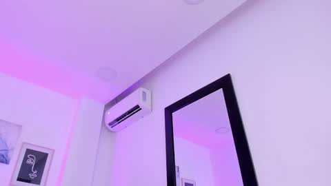 Snapshot of emelie_89 chatting on March 4, 2025, 3:04 pm emelie_89 online show from March 4, 2025, 3:04 pm
