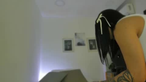 Snapshot of emelie_89 chatting on October 2, 2025, 11:50 am emelie_89 online show from October 2, 2025, 11:50 am