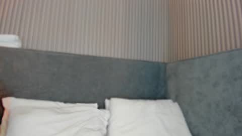 Snapshot of emelie_89 chatting on January 16, 2026, 11:47 am emelie_89 online show from January 16, 2026, 11:47 am