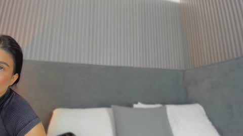 Snapshot of emelie_89 chatting on February 17, 2026, 11:40 am emelie_89 online show from February 17, 2026, 11:40 am