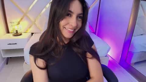 Snapshot of emelie_ch_ chatting on March 6, 2026, 4:20 am Emily online show from March 6, 2026, 4:20 am