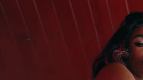 Snapshot of emely_brandon_ chatting on December 19, 2025, 8:43 am anyelii online show from December 19, 2025, 8:43 am