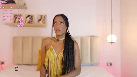 Snapshot of emely_deluxe chatting on March 23, 2026, 10:30 am Emely online show from March 23, 2026, 10:30 am