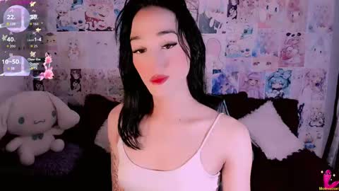 Snapshot of emely_rous chatting on September 15, 2025, 1:22 pm Emely Rous online show from September 15, 2025, 1:22 pm