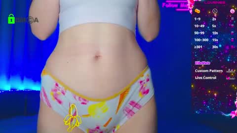 Snapshot of emelycrystal chatting on November 6, 2025, 2:34 am Emely online show from November 6, 2025, 2:34 am