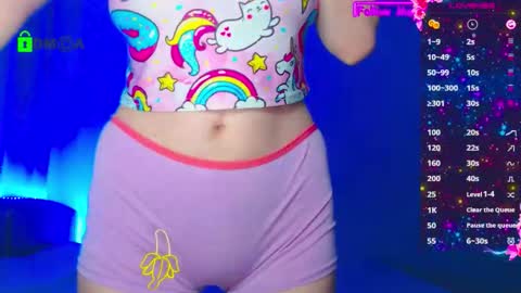 Snapshot of emelycrystal chatting on November 16, 2025, 3:23 am Emely online show from November 16, 2025, 3:23 am