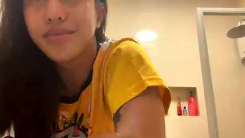 EMELY online show from July 9, 2026, 3:05 pm